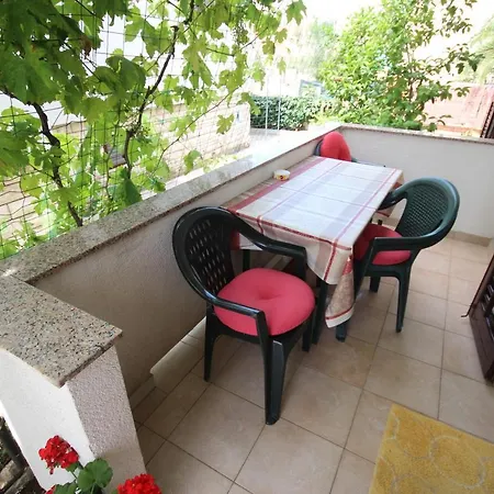 Apartment Cosy 5min To Mirela Borik