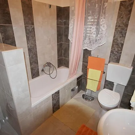 Cosy 5min To Mirela Borik Apartment *