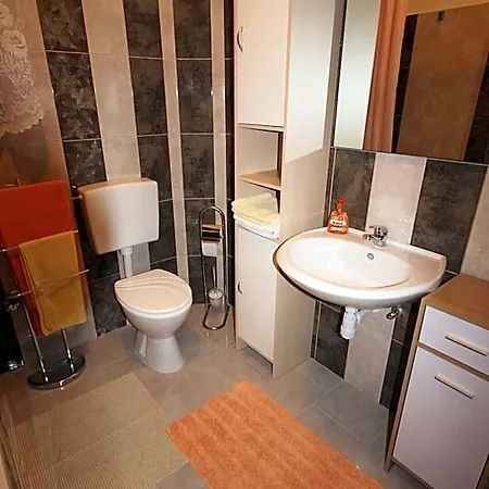 Cosy 5min To Mirela Borik Apartament *