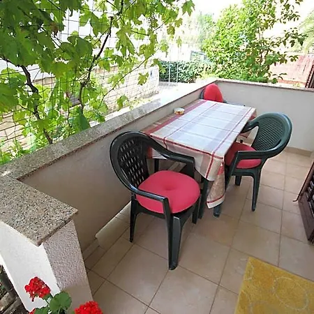 Cosy 5min To Mirela Borik Apartament *